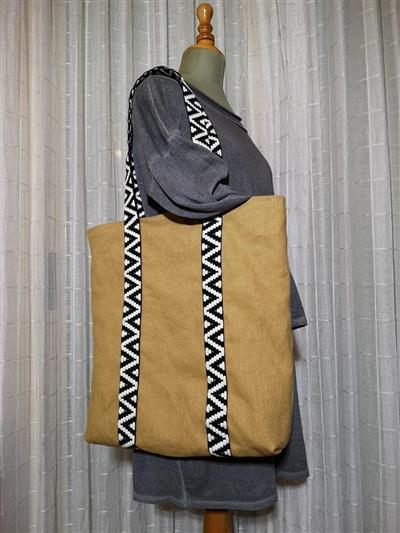 Bolso confeccionado con nuestra nueva greca